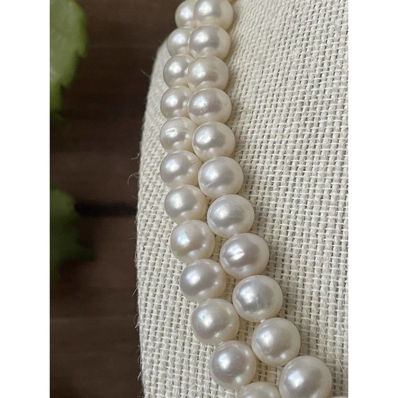 10mm White Pearl Necklace Double Strand - 17” Hand Knotted - Silver Overtone - Picture 6 of 10